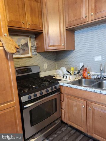 937 N LUZERNE AVE, Baltimore, MD 21205