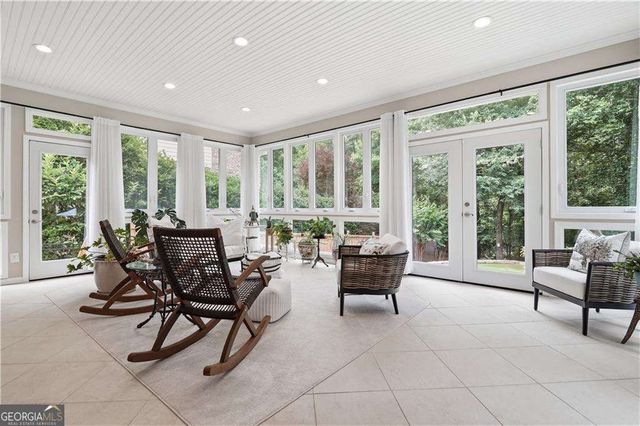 4311 Summit Oaks Lane NE, Roswell, GA 30075