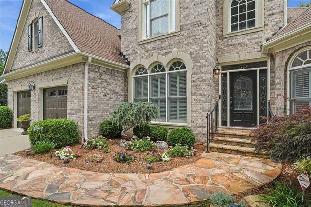 4311 Summit Oaks Lane NE, Roswell, GA 30075