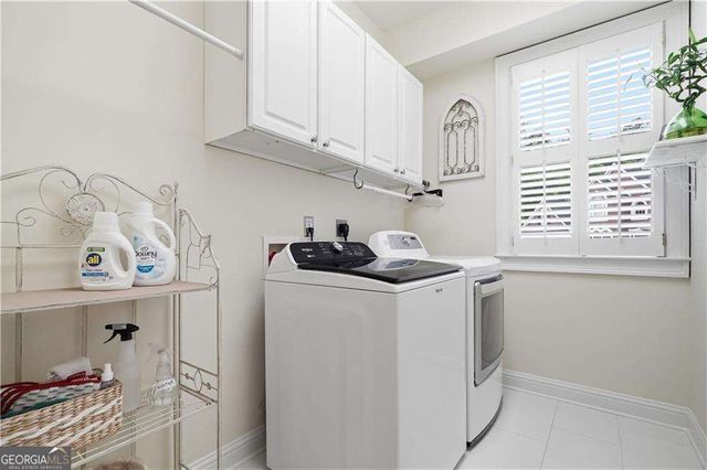 4311 Summit Oaks Lane NE, Roswell, GA 30075