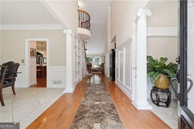 4311 Summit Oaks Lane NE, Roswell, GA 30075