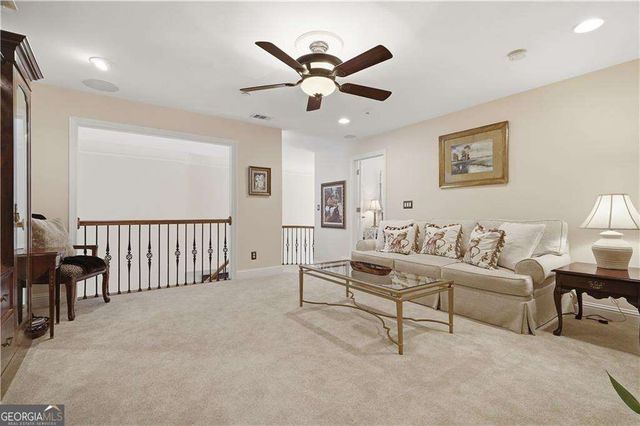 4311 Summit Oaks Lane NE, Roswell, GA 30075