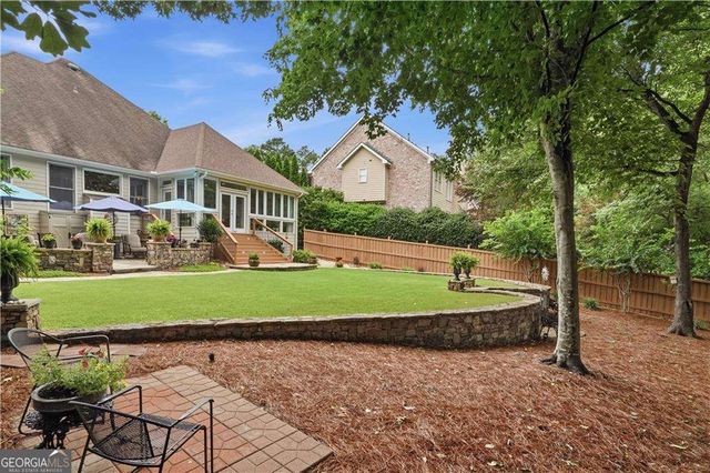 4311 Summit Oaks Lane NE, Roswell, GA 30075