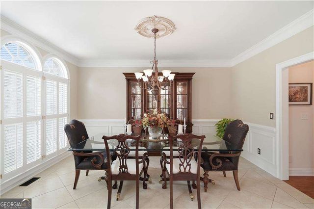 4311 Summit Oaks Lane NE, Roswell, GA 30075