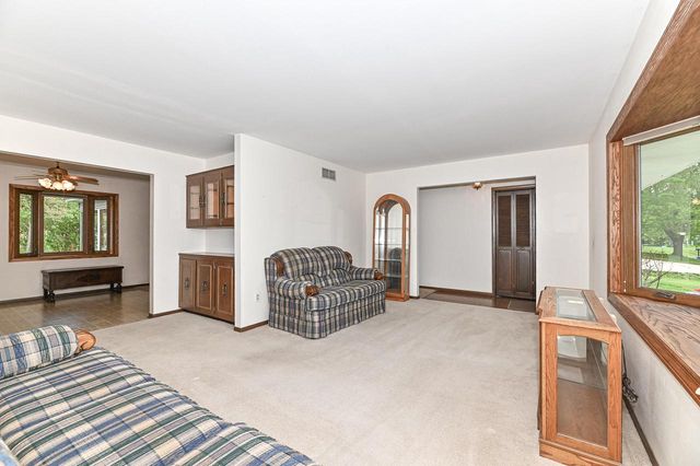 503 Paul STREET, Burlington, WI 53105