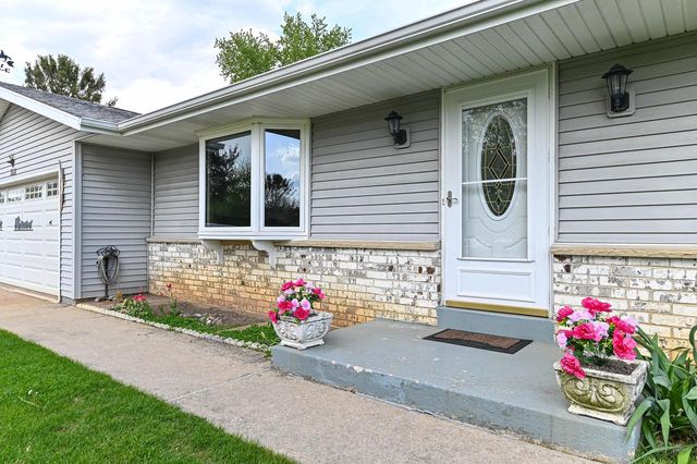 503 Paul STREET, Burlington, WI 53105