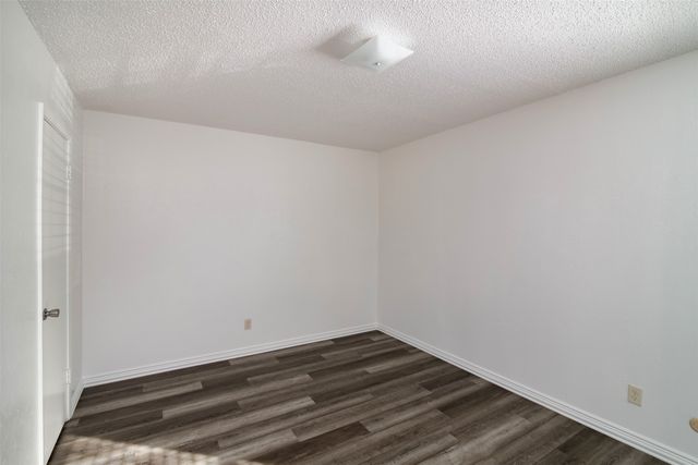 7048 Glenview Drive 44, North Richland Hills, TX 76180