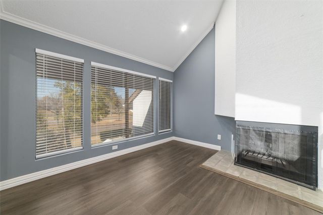 7655 S Braeswood Boulevard 2, Houston, TX 77071