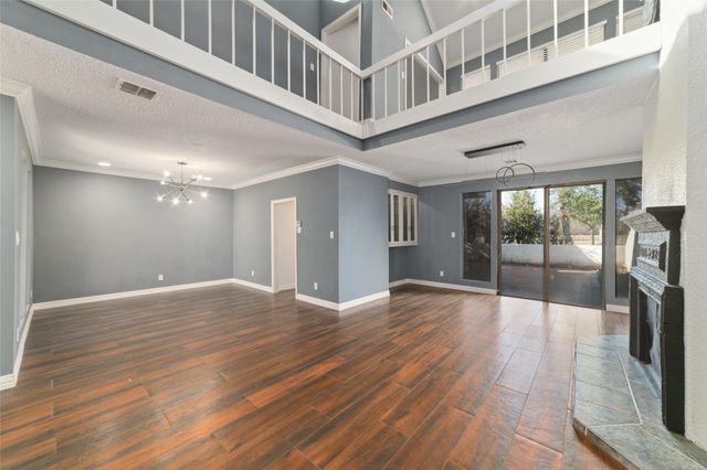 7655 S Braeswood Boulevard 2, Houston, TX 77071