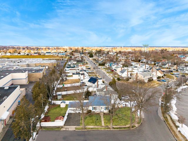 3683 Hawk Road, Levittown, NY 11756