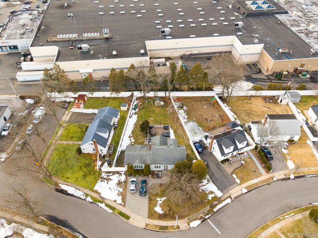 3683 Hawk Road, Levittown, NY 11756