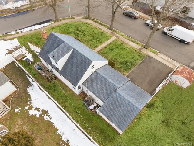 3683 Hawk Road, Levittown, NY 11756