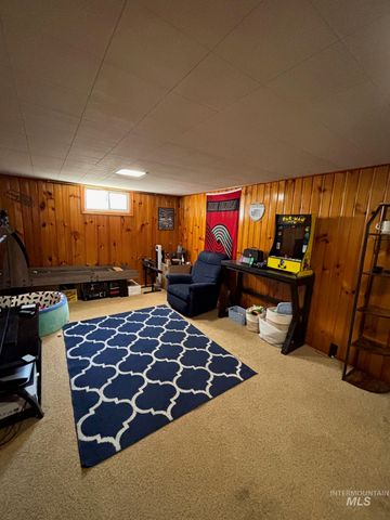 1605 18th Avenue, Lewiston, ID 83501