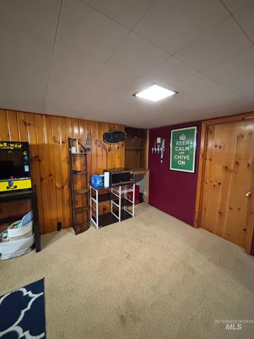 1605 18th Avenue, Lewiston, ID 83501