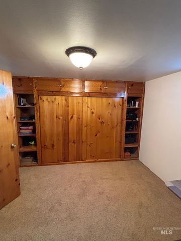 1605 18th Avenue, Lewiston, ID 83501