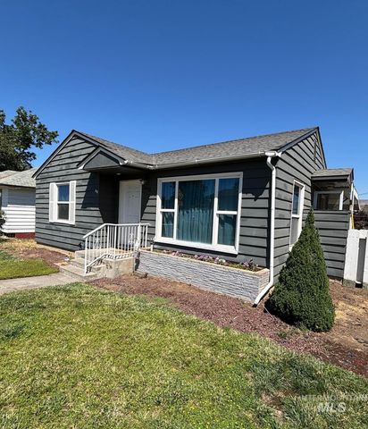 1605 18th Avenue, Lewiston, ID 83501