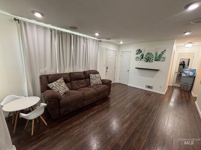 1605 18th Avenue, Lewiston, ID 83501