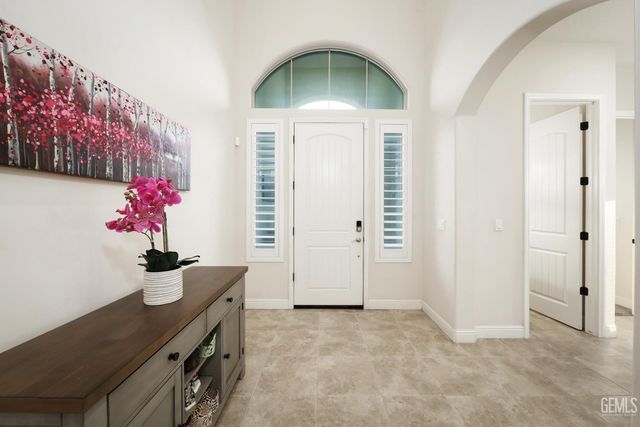 9318 Rancho Viejo Drive, Bakersfield, CA 93314