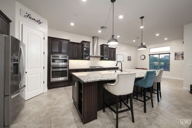 9318 Rancho Viejo Drive, Bakersfield, CA 93314