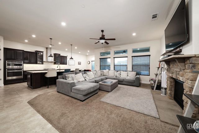 9318 Rancho Viejo Drive, Bakersfield, CA 93314