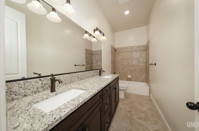 9318 Rancho Viejo Drive, Bakersfield, CA 93314