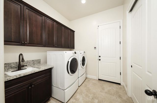 9318 Rancho Viejo Drive, Bakersfield, CA 93314