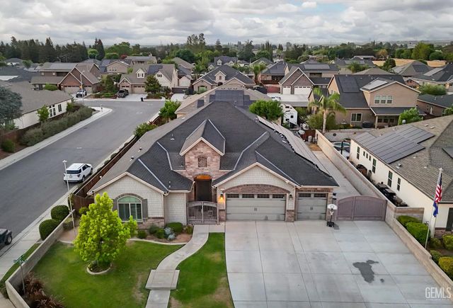 9318 Rancho Viejo Drive, Bakersfield, CA 93314