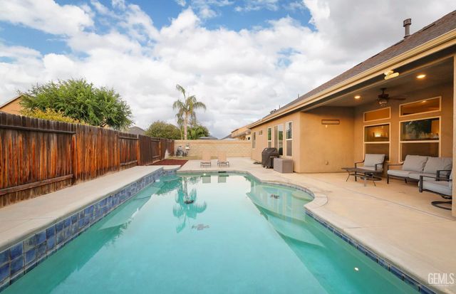 9318 Rancho Viejo Drive, Bakersfield, CA 93314