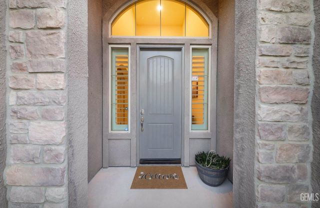 9318 Rancho Viejo Drive, Bakersfield, CA 93314