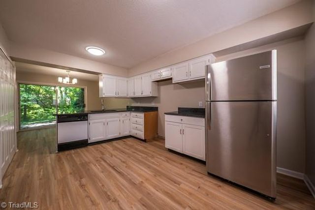 214 Lamplighter Circle, Winston-salem, NC 27104