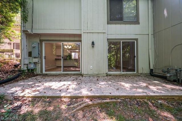 214 Lamplighter Circle, Winston-salem, NC 27104