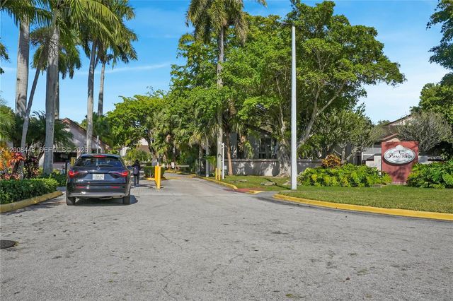 9503 SW 140th Ct 9503, Miami, FL 33186