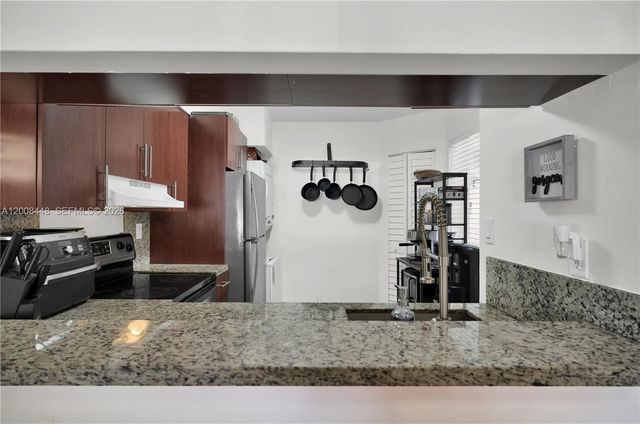 9503 SW 140th Ct 9503, Miami, FL 33186