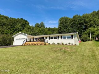 949 Emerald Valley Circle, Gate City, VA 24251