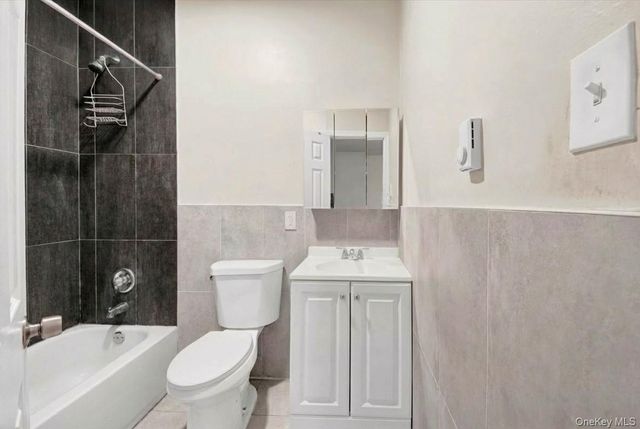 206 S 9th Avenue, Mount Vernon, NY 10550