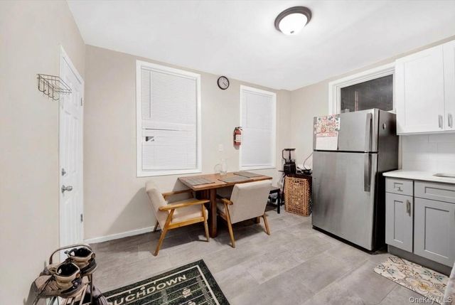 206 S 9th Avenue, Mount Vernon, NY 10550