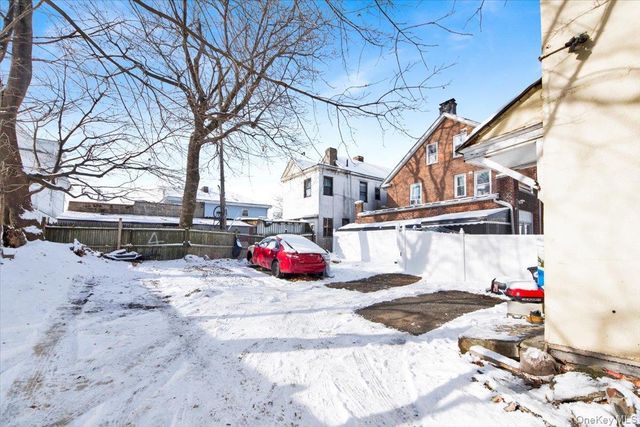 206 S 9th Avenue, Mount Vernon, NY 10550