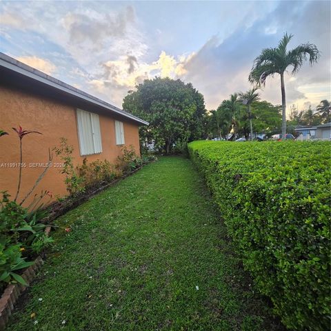 7104 SW 132nd Ct, Miami, FL 33183