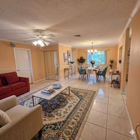 7104 SW 132nd Ct, Miami, FL 33183