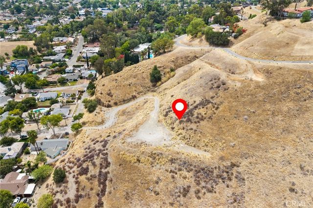 3500 N Crescent Avenue, San Bernardino, CA 92405