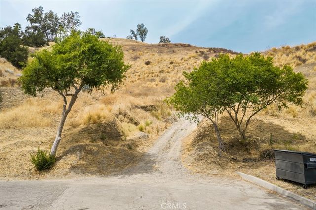 3500 N Crescent Avenue, San Bernardino, CA 92405
