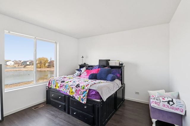 984 Richard Brown Boulevard, Volo, IL 60073