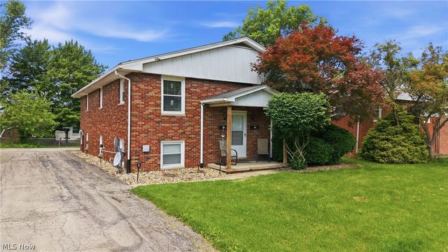 912 N Highland Avenue, Girard, OH 44420
