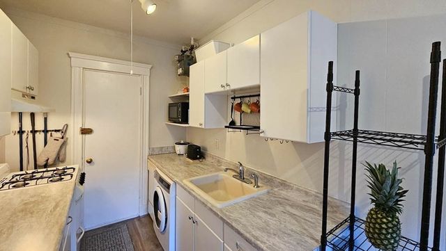 66 Queensberry 420, Boston, MA 02115