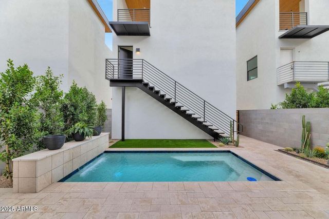 6916 E 2ND Street, Scottsdale, AZ 85251