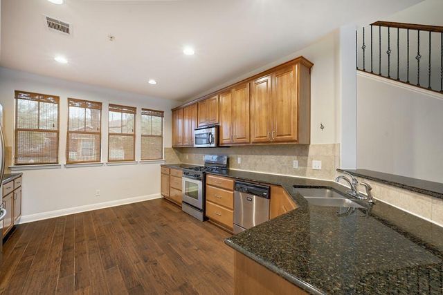 6701 Covered Bridge DR 41, Austin, TX 78736