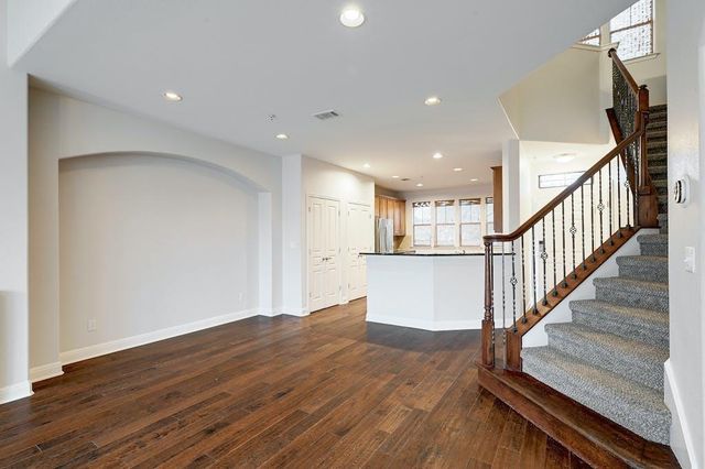 6701 Covered Bridge DR 41, Austin, TX 78736