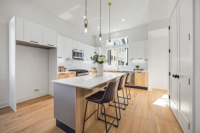 303 Marcella Street P, Houston, TX 77091