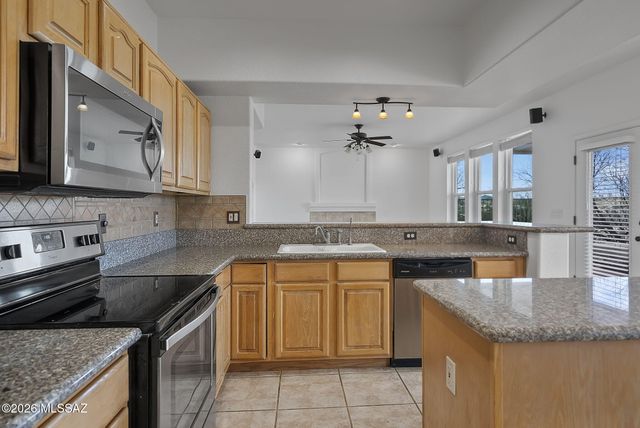 40 Kents Avenue, Rio Rico, AZ 85648