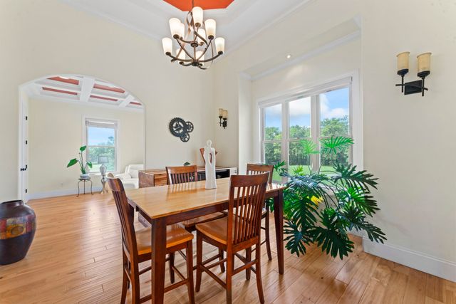 120 Wartrace Creek Rd, Wartrace, TN 37183